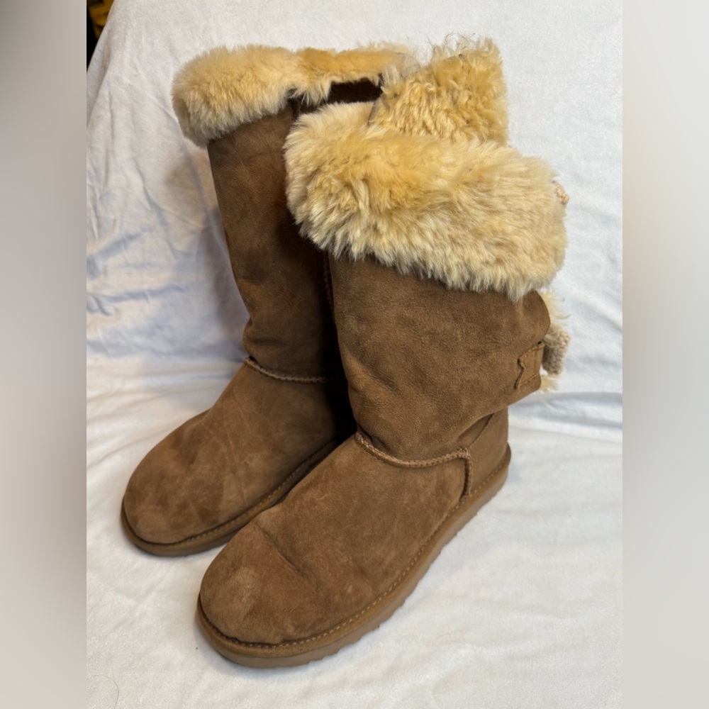 UGG Bailey Knit Bow Tall Boots size 9